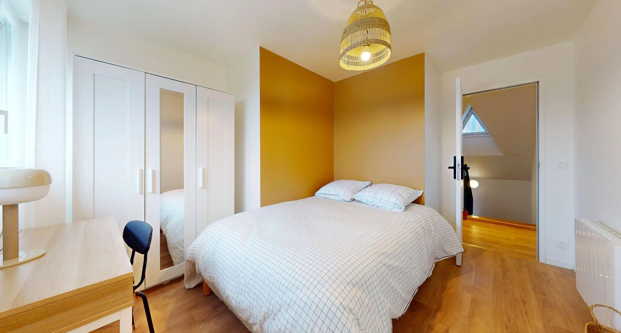 Chambre privée aménagée dans un coliving