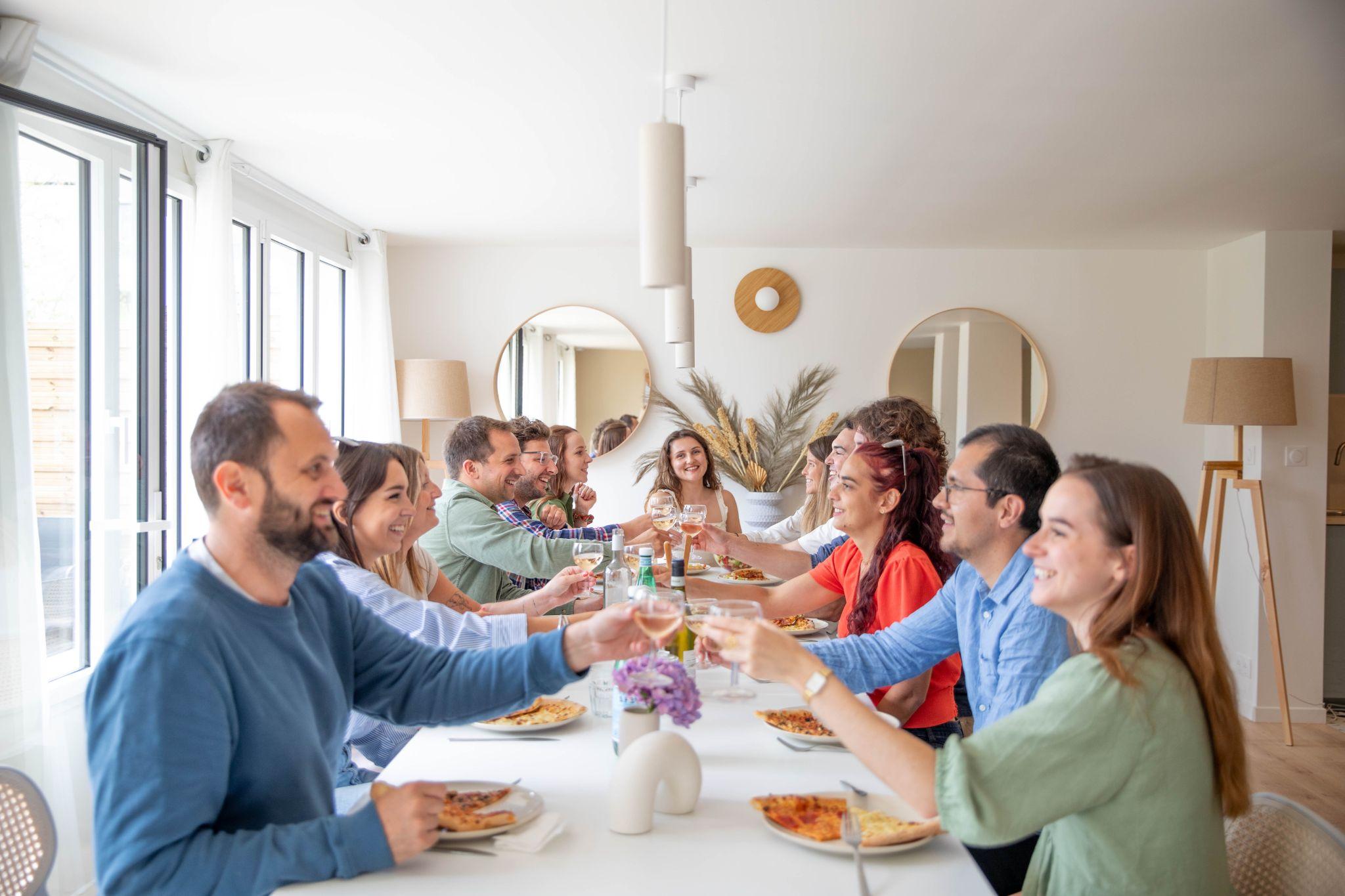 Espace de coliving convivial avec cuisine partagée